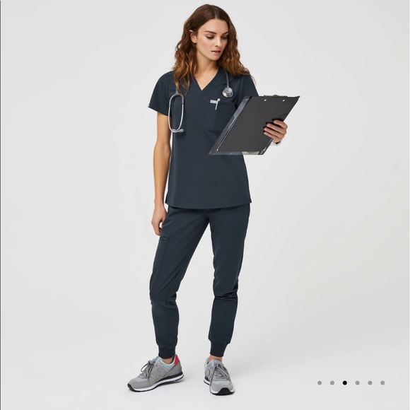 Figs Dark Harbor Catarina scrub top, XS or S or M - Picture 3 of 6